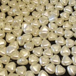 CHR09 Pearl Glass Heart Beads x 36 