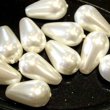 PEA52 Glass Pearl Drops  x 6 - NEW PRODUCT