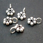 STA18 S.Plated Flower Charm x 10