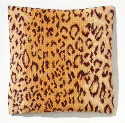 Leopards spots C4142TT